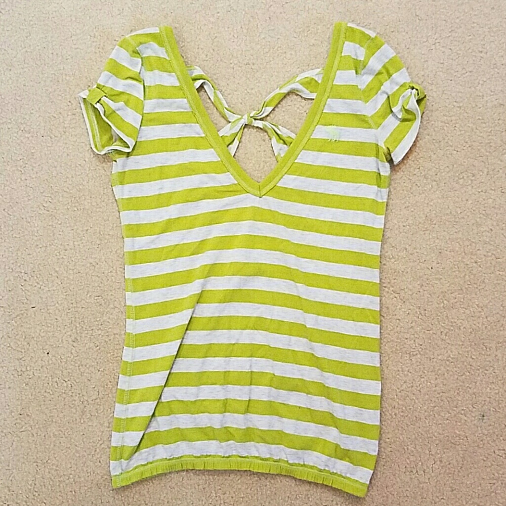 MUST GO! | Striped V-neck Blouse